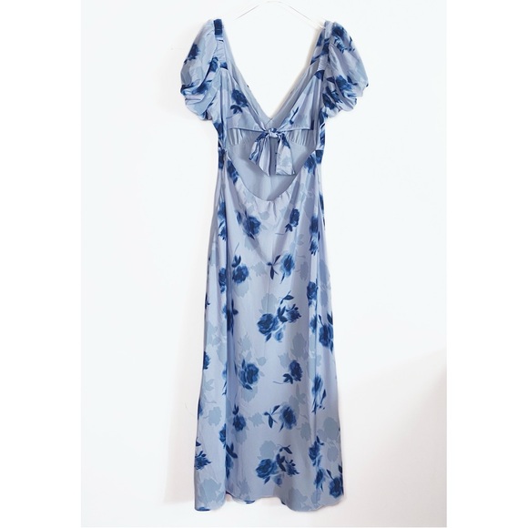 Abercrombie & Fitch NWT Maxi Dress Puff sleeve tie back slip Blue Floral size L - Picture 3 of 16